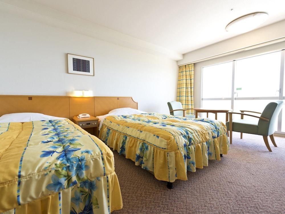 Royal Hotel Okinawa Zanpamisaki Yomitan Dış mekan fotoğraf